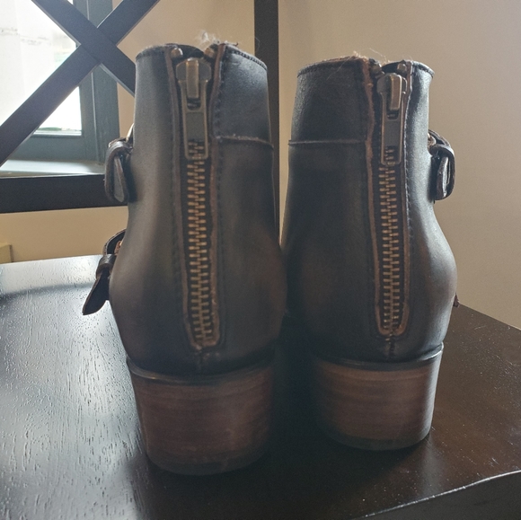 Freebird Saga Booties - Picture 3 of 7